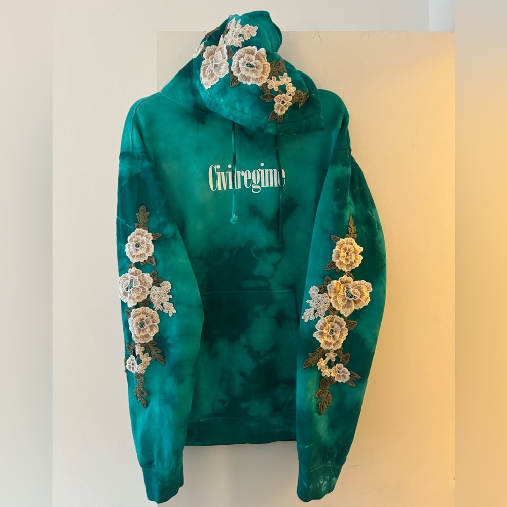 NWT Civil Regime Hoodie Aqua Wash Size Smallll